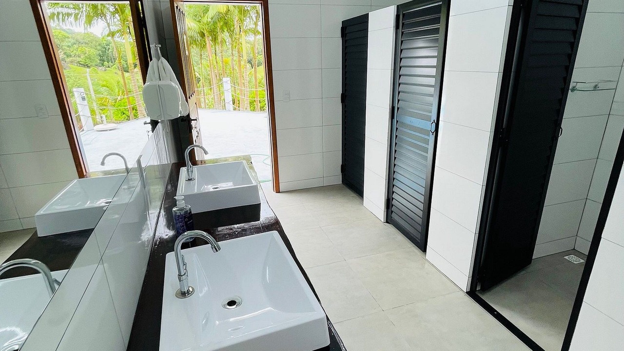 Photo of Bathroom in Angelina