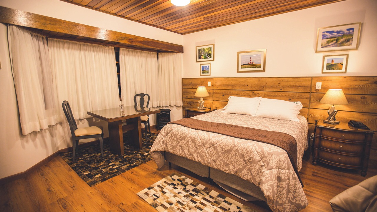 Photo of Bedroom in Vila Everest