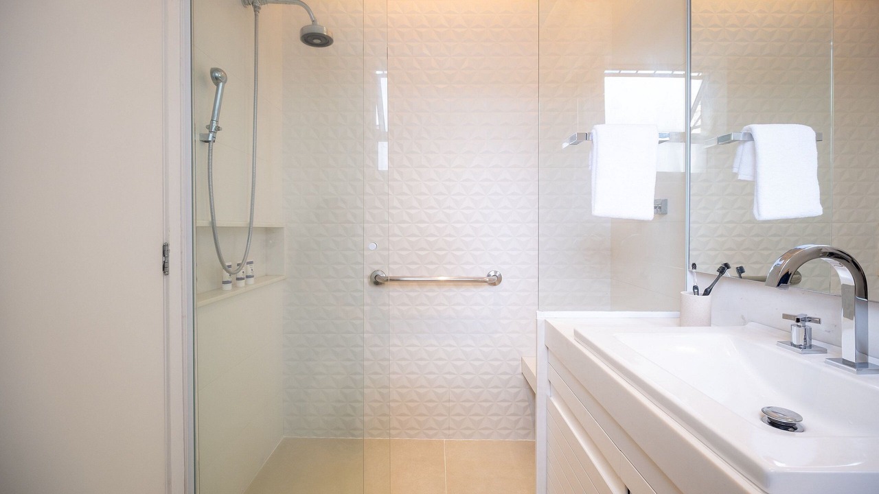 Photo of Bathroom in Leblon