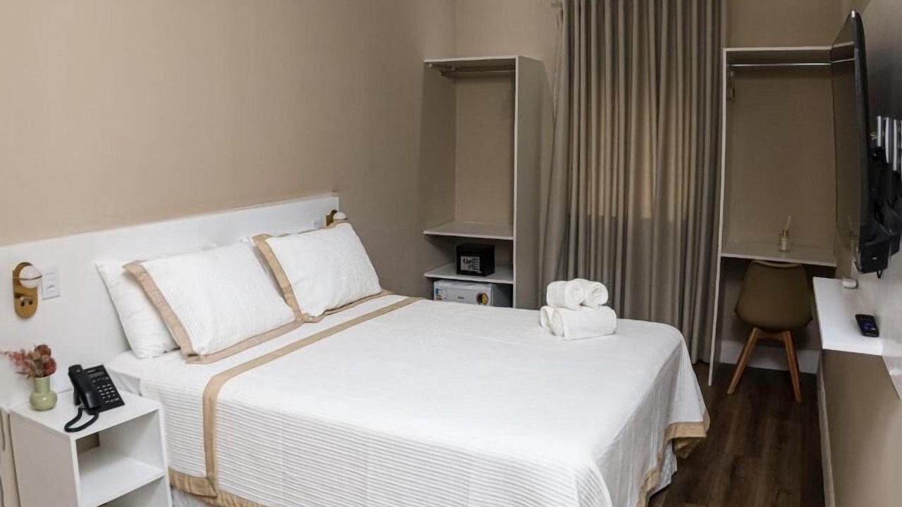 Photo of Bedroom in Val-de-Caes