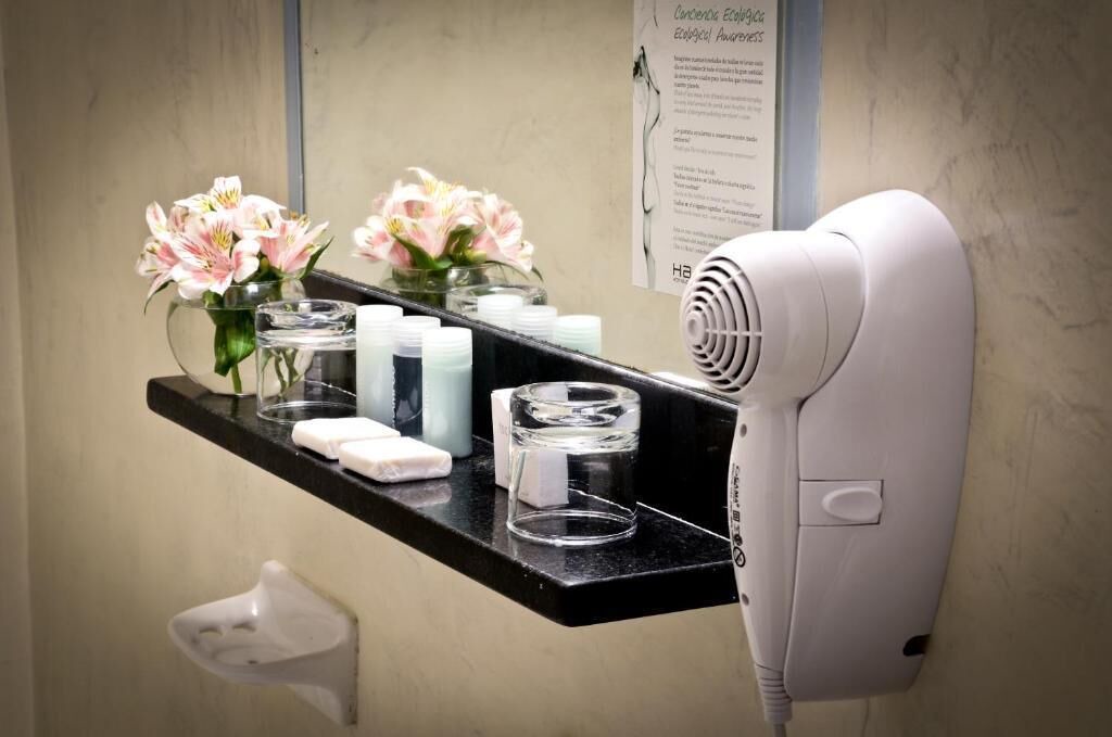 Photo of Bathroom in La Perla