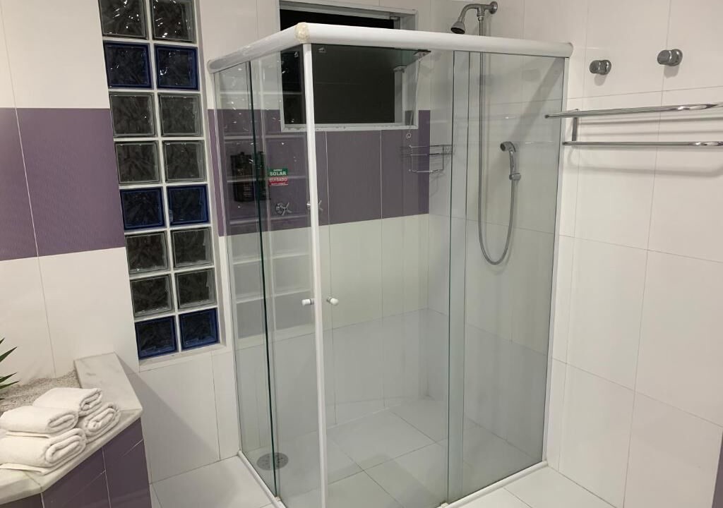 Photo of Bathroom in Enseada
