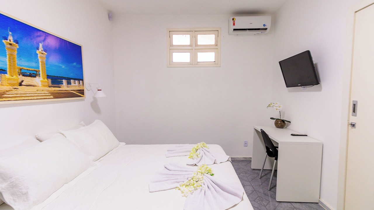 Photo of Bedroom in Atalaia