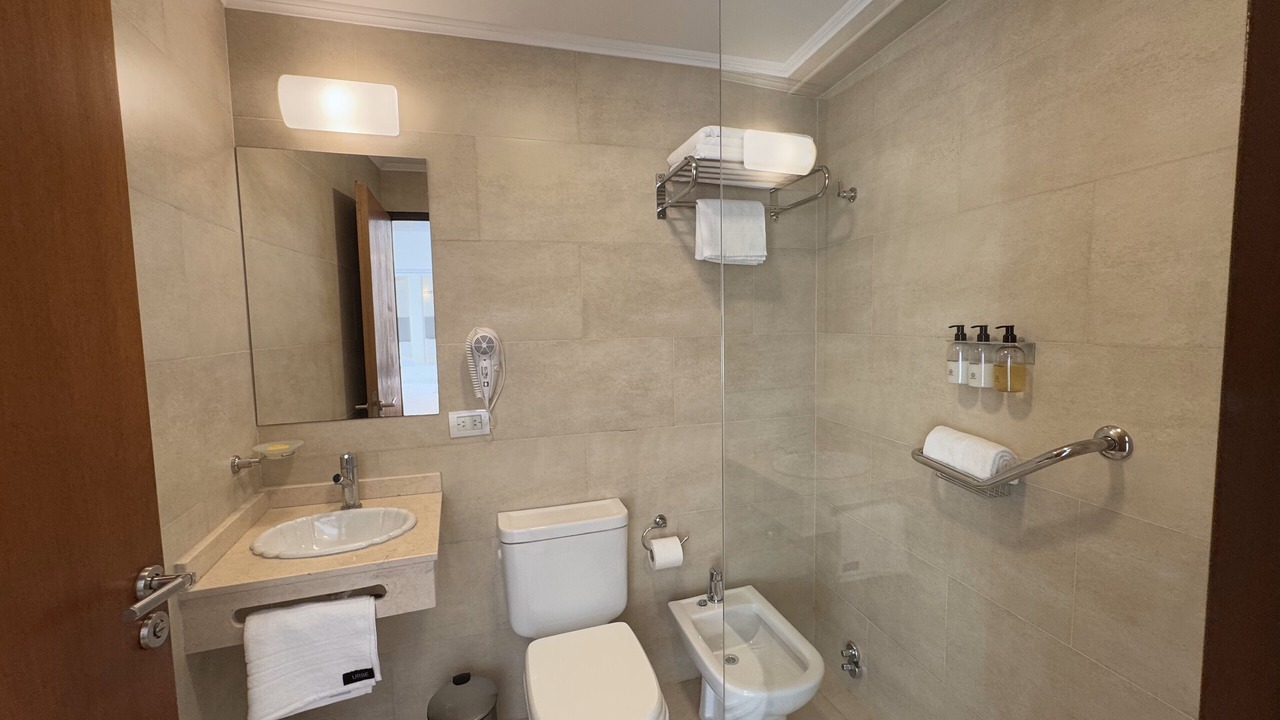 Photo of Bathroom in Microcentro