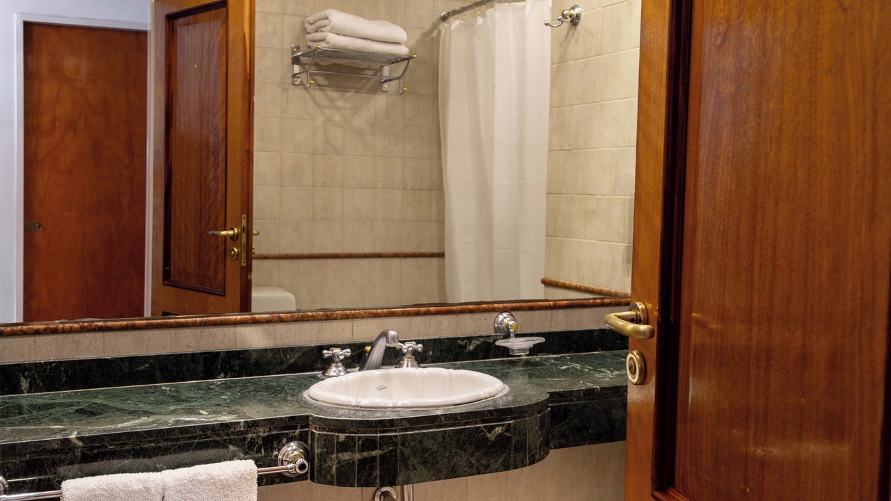 Photo of Bathroom in Lujan