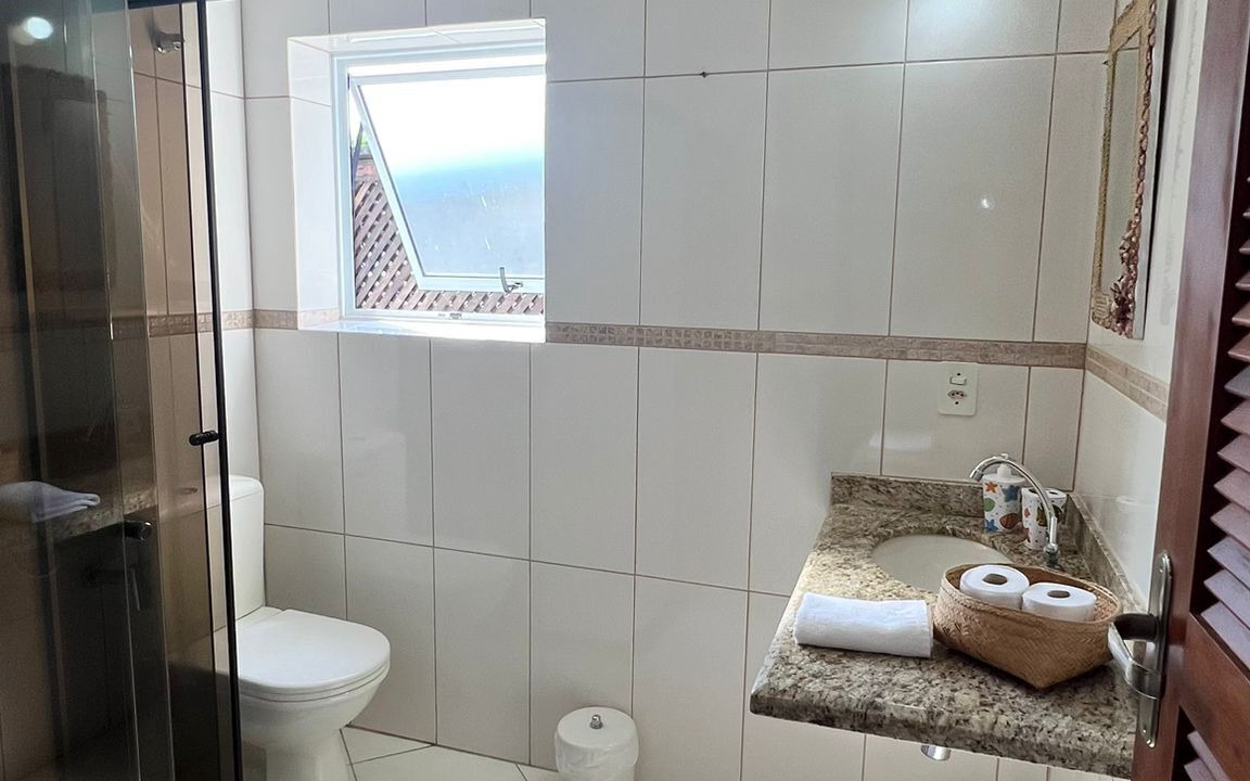 Photo of Bathroom in Marinas