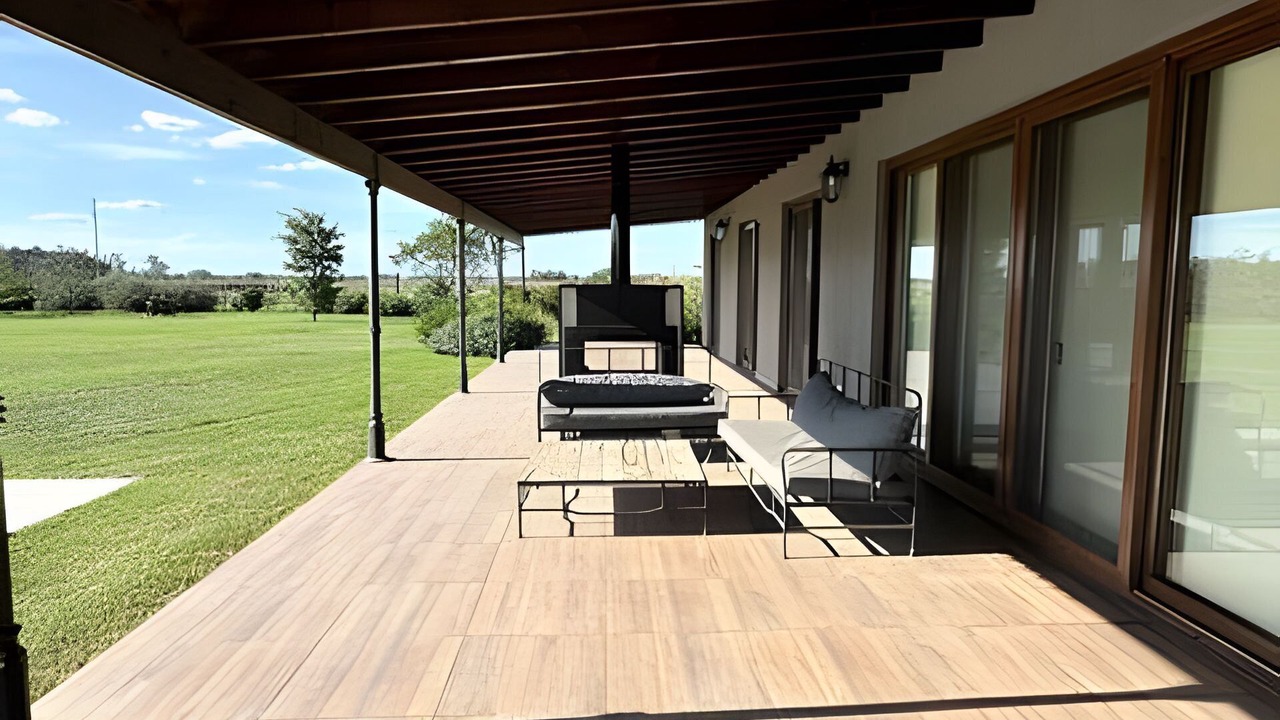 Photo of Patio Balcony in Lobos