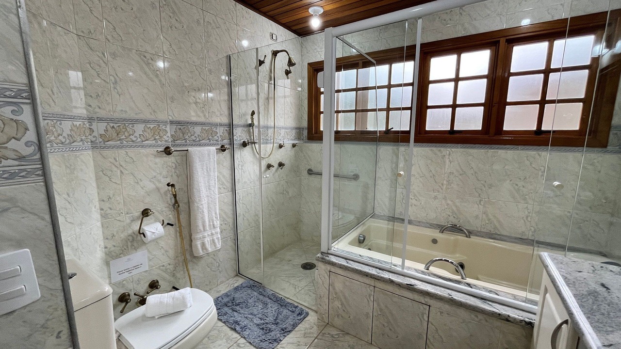 Photo of Bathroom in Campos do Jordao
