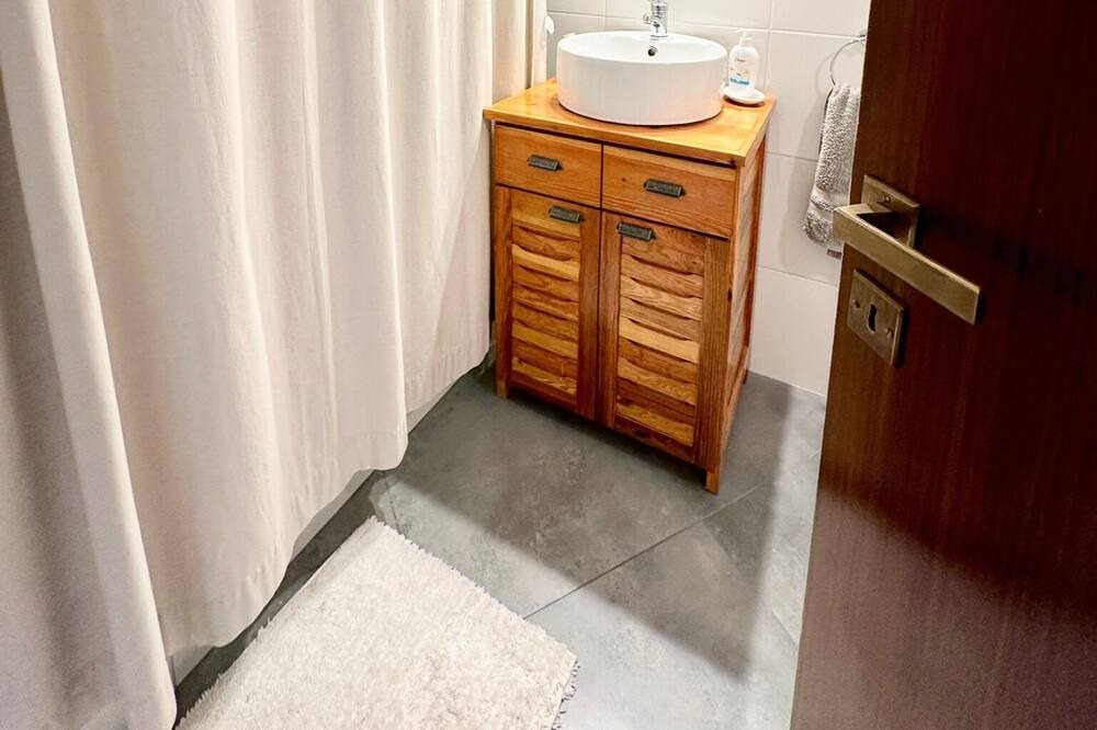 Photo of Bathroom in Olivos