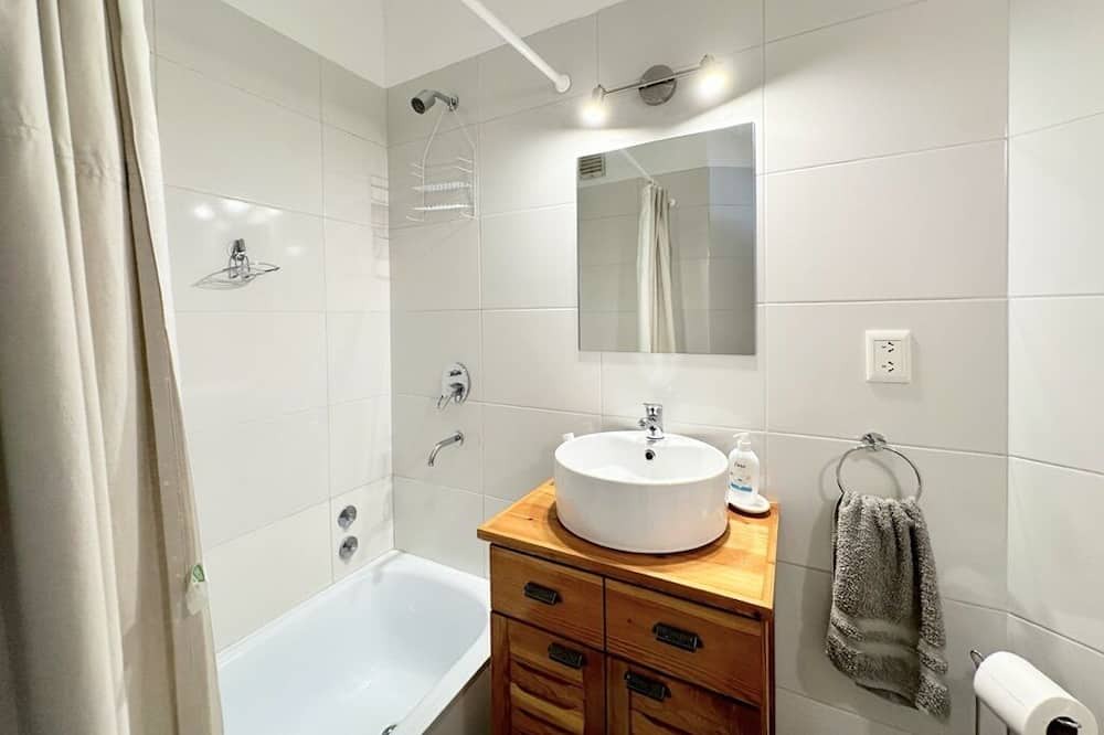 Photo of Bathroom in Olivos