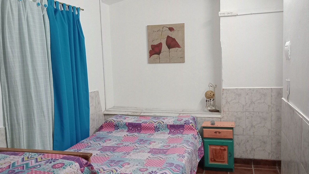 Photo of Bedroom in Flores