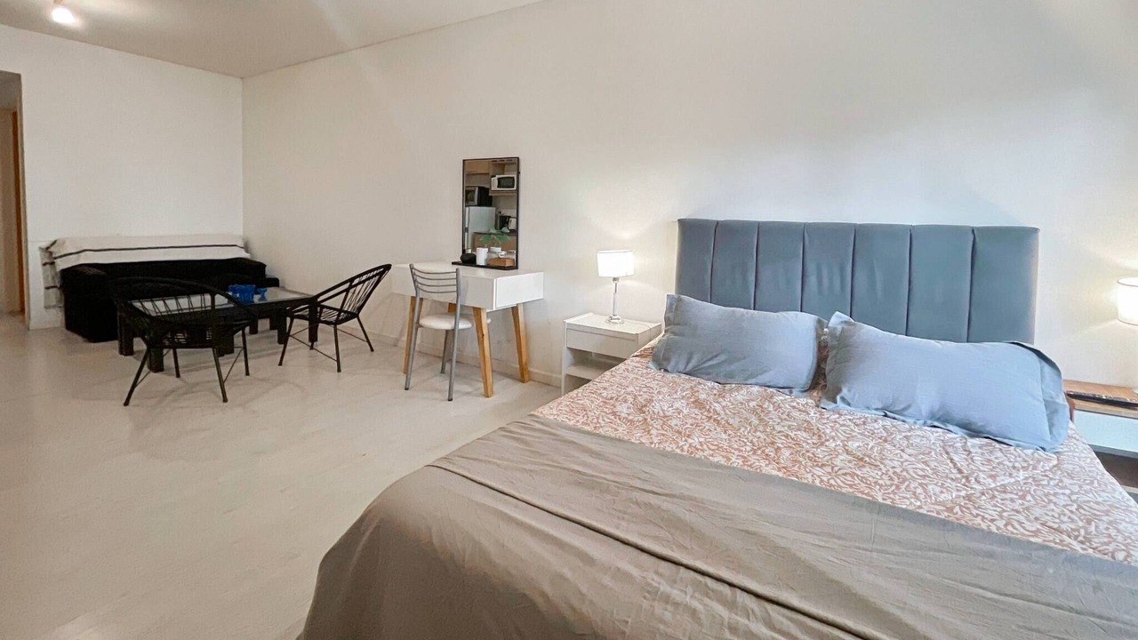 Photo of Bedroom in Flores