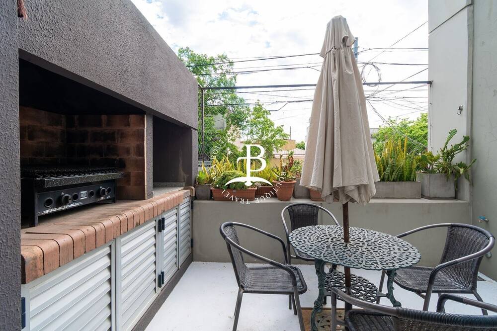 Photo of Patio Balcony in Villa del Parque