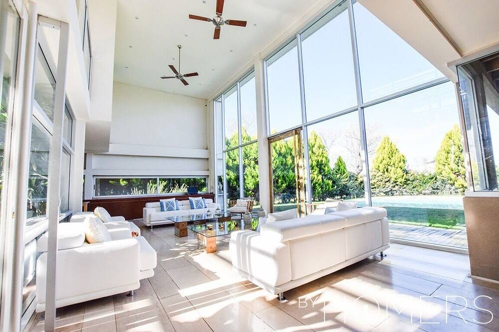 Photo of Bathroom in Loma Verde