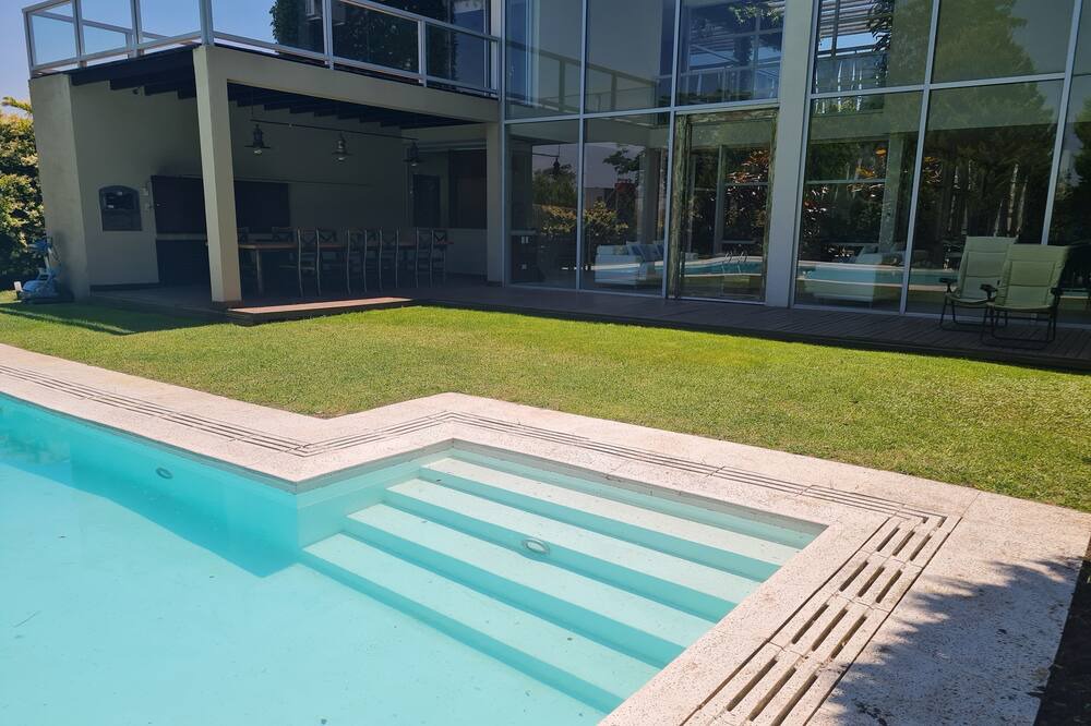 Photo of Outdoor in Loma Verde