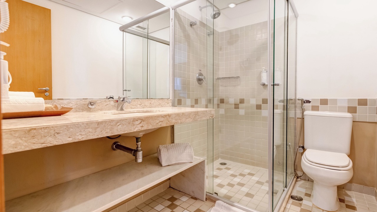 Photo of Bathroom in Alphaville Industrial