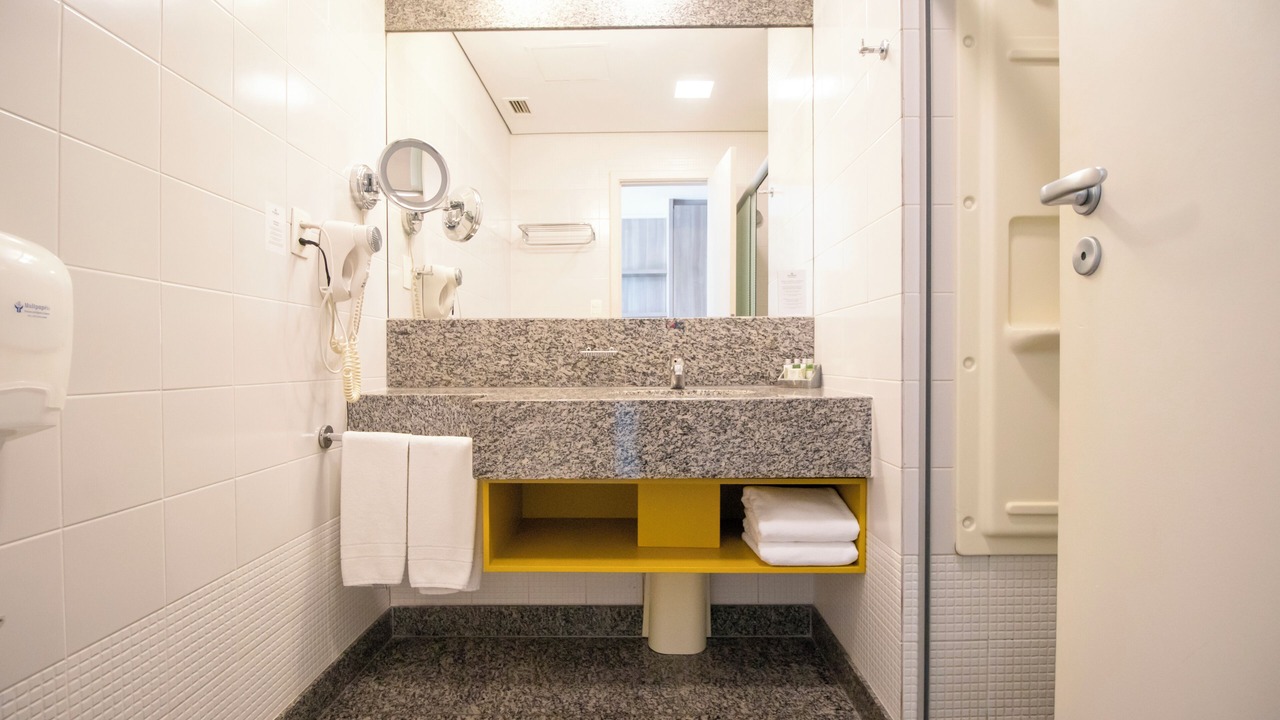 Photo of Bathroom in Serra