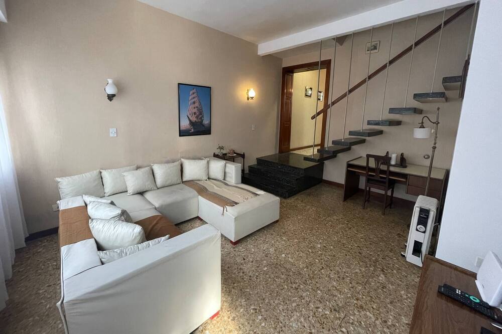 Photo of Livingroom in Villa Urquiza