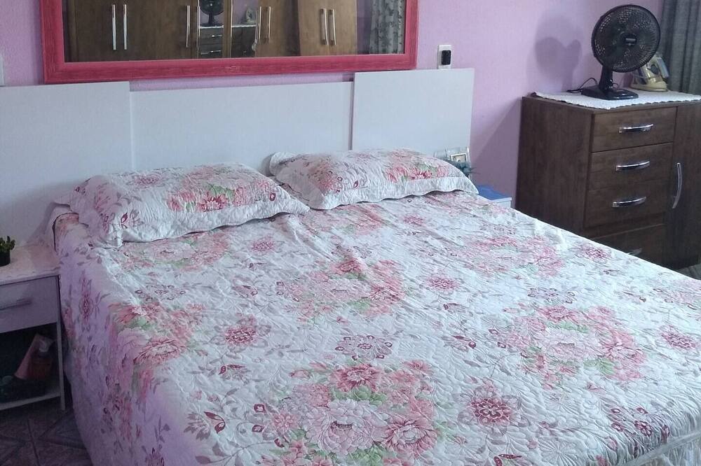 Photo of Bedroom in Portinho