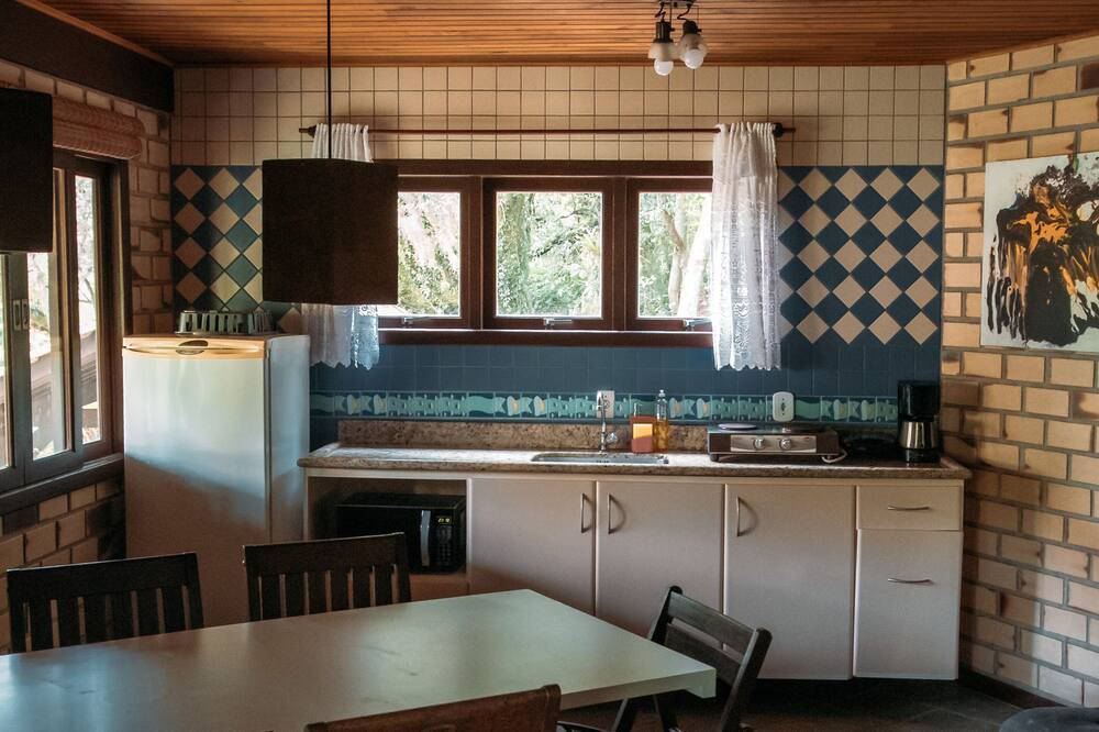Photo of Livingroom in Guarda do Embau