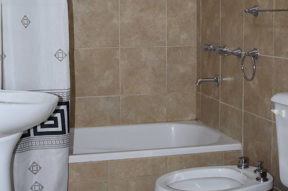 Photo of Bathroom in Calilegua