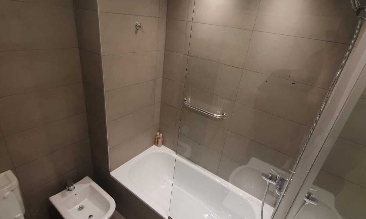 Photo of Bathroom in Flores