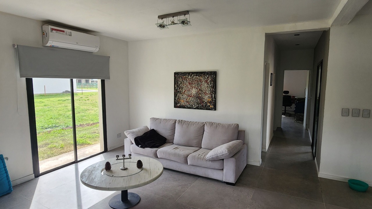 Photo of Livingroom in Pilar