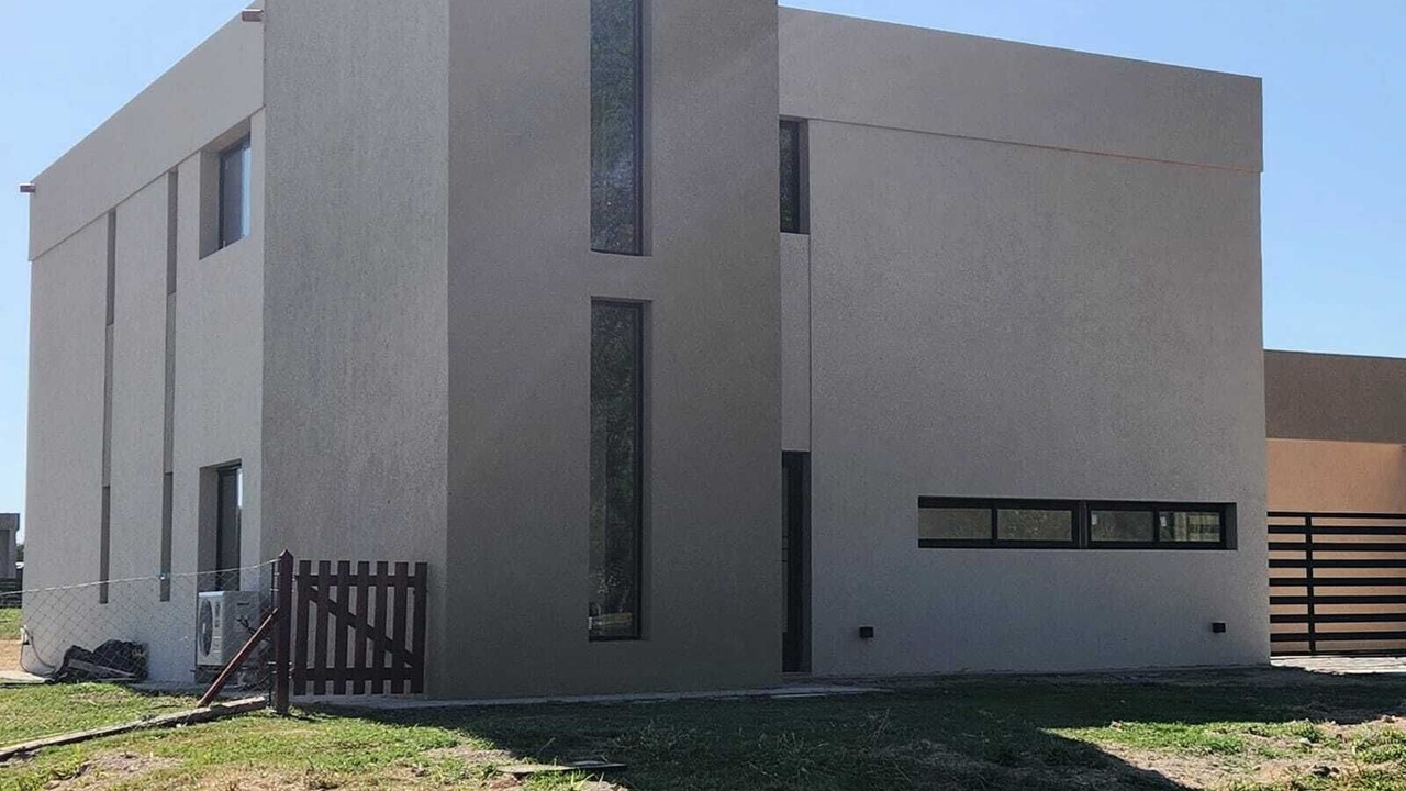 Photo of Outdoor in Pilar