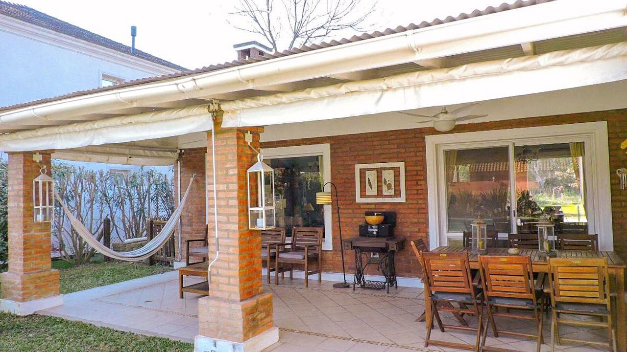 Photo of Outdoor in Pilar Centro