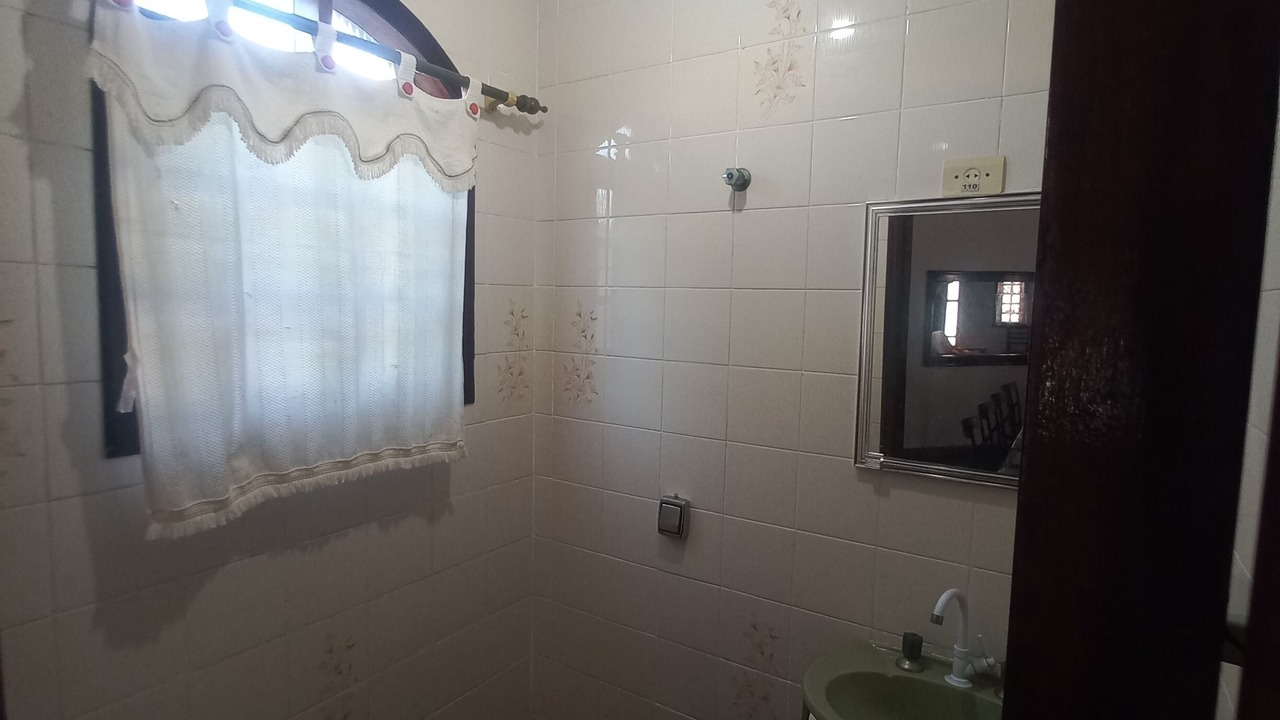 Photo of Bathroom in Bertioga