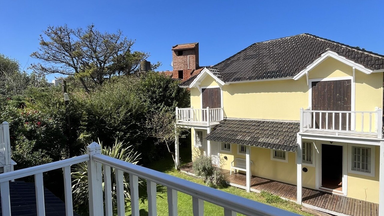 Photo of Patio Balcony in Valeria del Mar