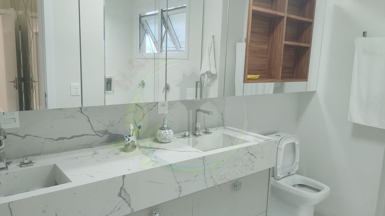 Photo of Bathroom in Jurere