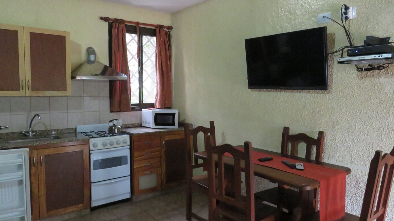 Photo of Kitchen in Dr. Enrique Zarate