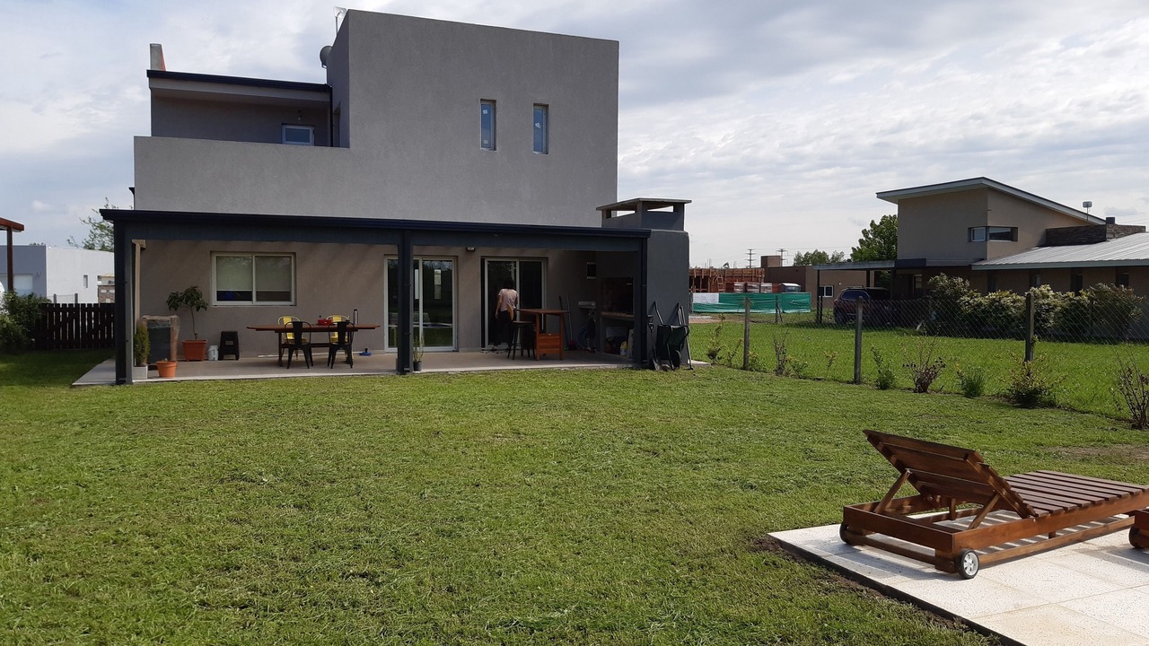 Photo of Patio Balcony in Pilar Centro