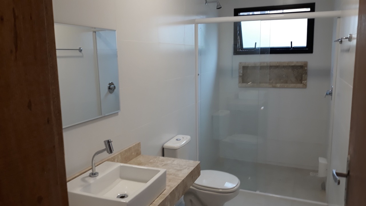 Photo of Bathroom in Morrinhos