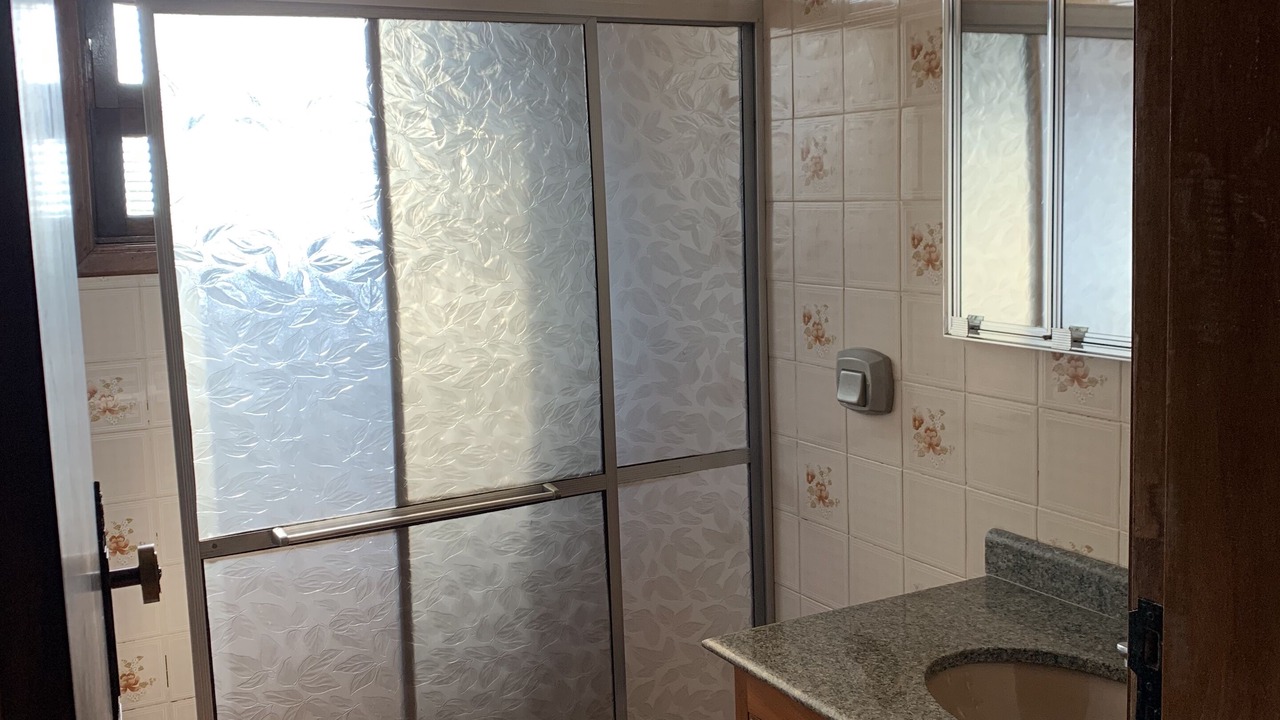 Photo of Bathroom in Igarata