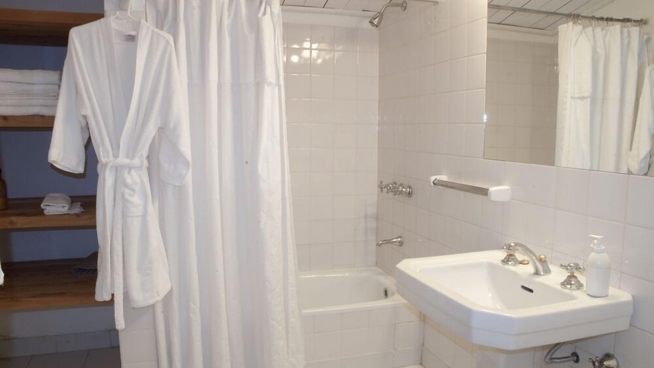 Photo of Bathroom in La Bolsa