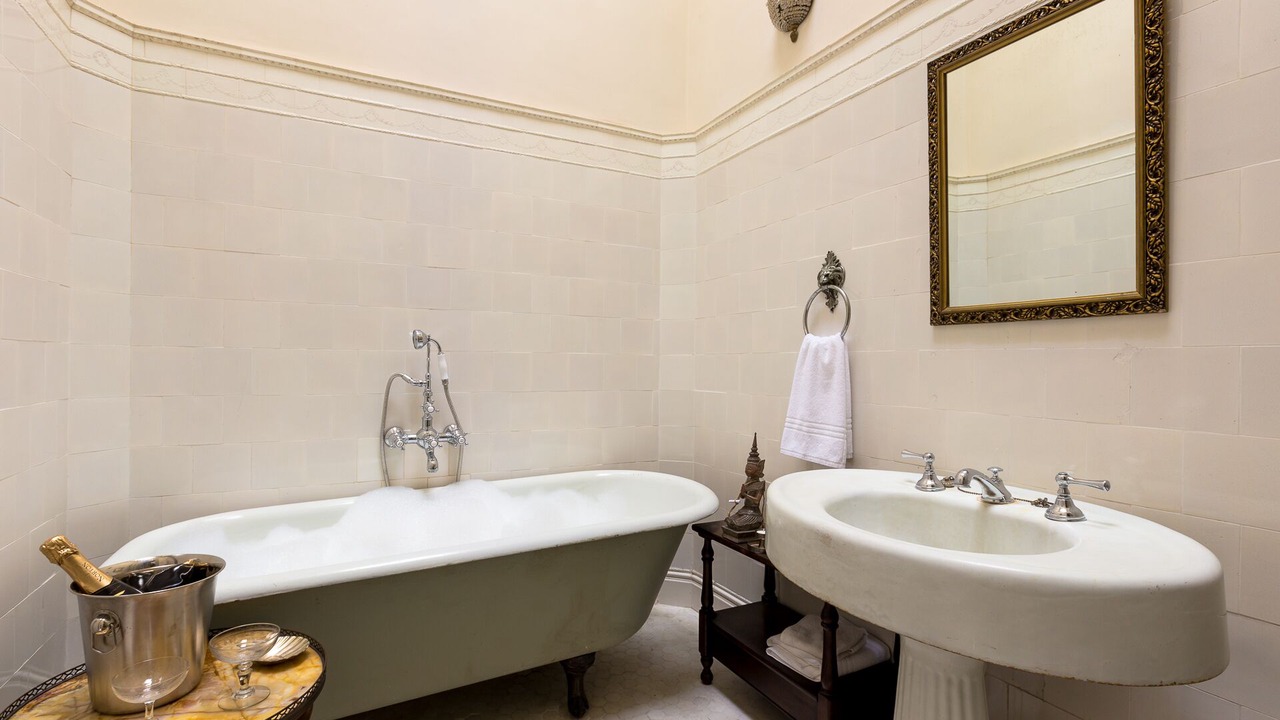 Photo of Bathroom in Buenos Aires Central Business District