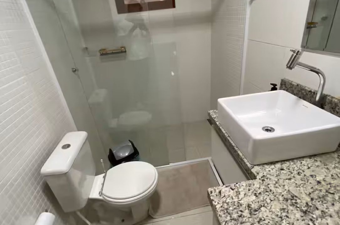 Photo of Bathroom in Meia Praia