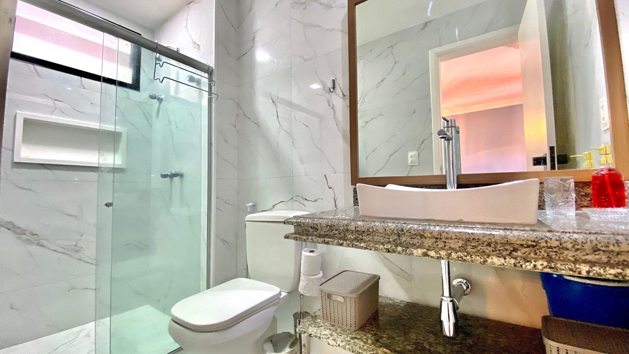 Photo of Bathroom in Meireles