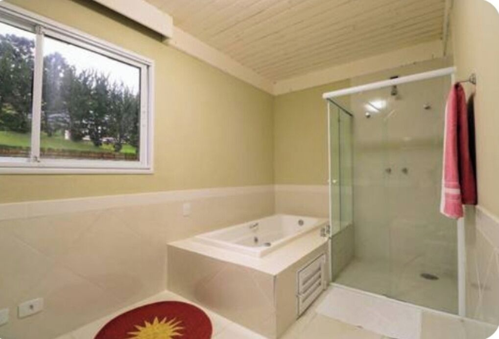 Photo of Bathroom in Vila Everest