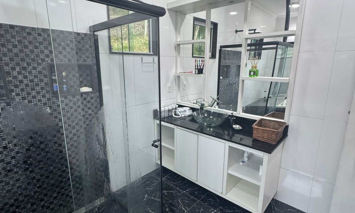Photo of Bathroom in Araras