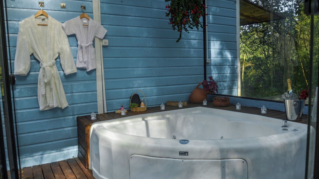 Photo of Bathroom in Linha Nova