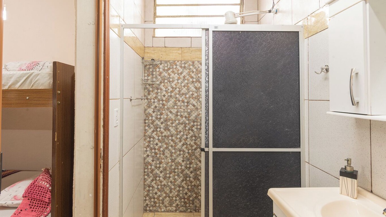 Photo of Bathroom in Extrema