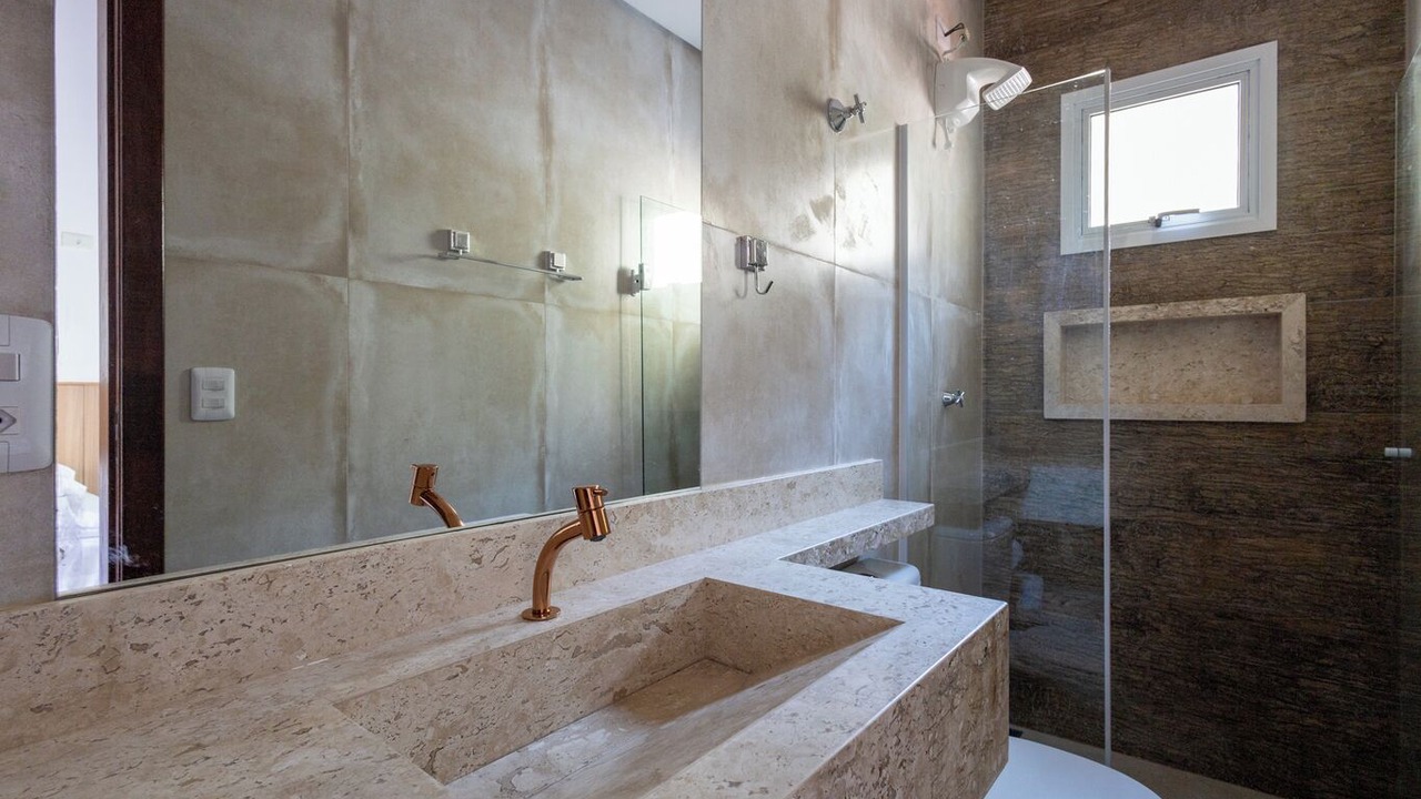 Photo of Bathroom in Pontal da Cruz