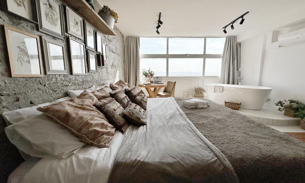 Photo of Bedroom in Central Zone