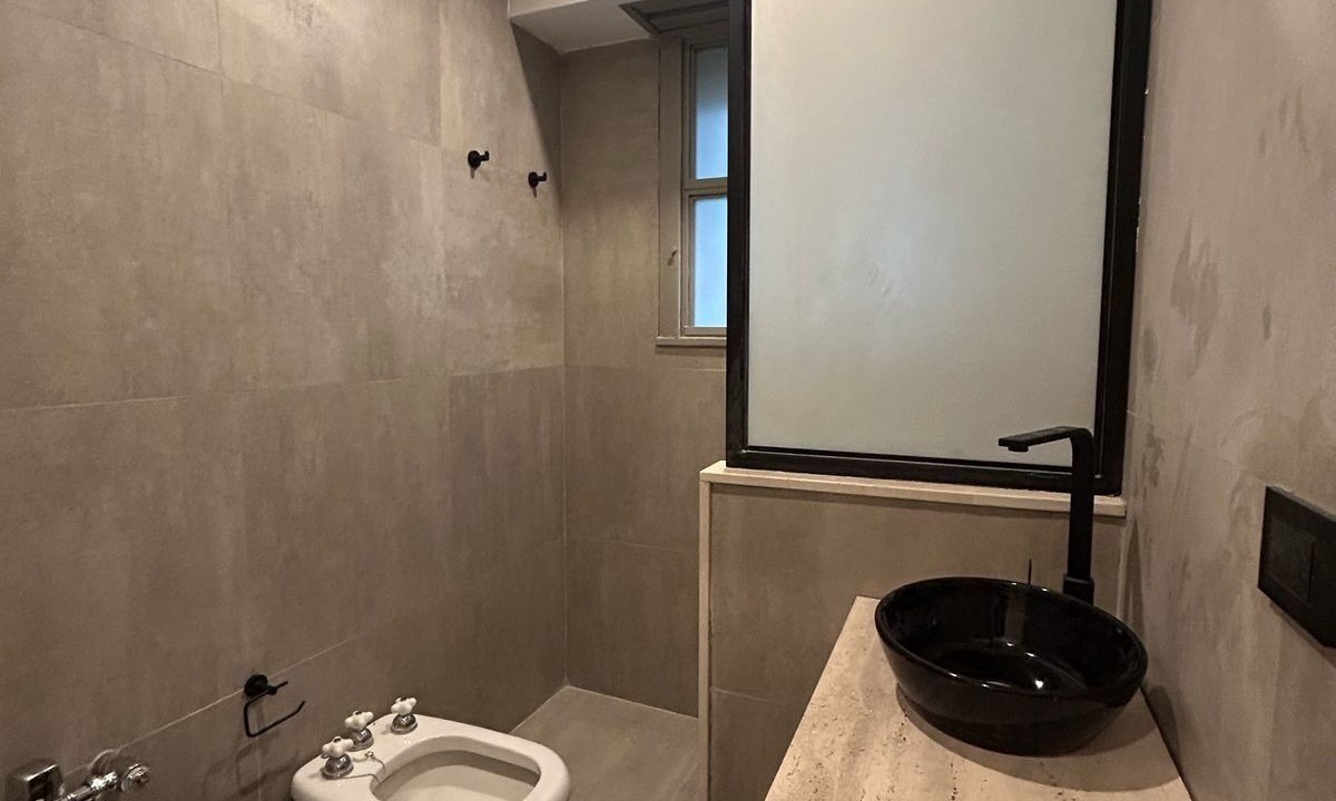 Photo of Bathroom in Microcentro