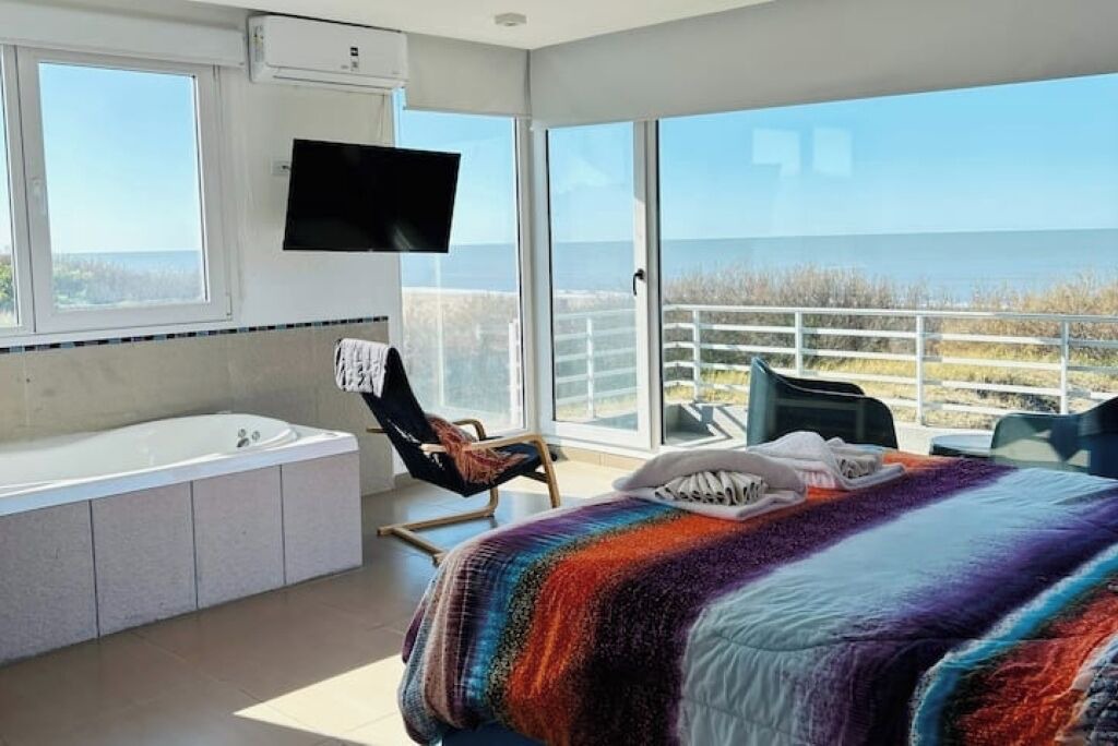 Photo of Bedroom in Miramar