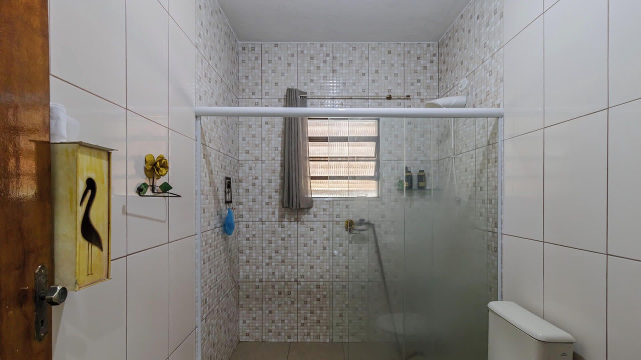 Photo of Bathroom in Igarata