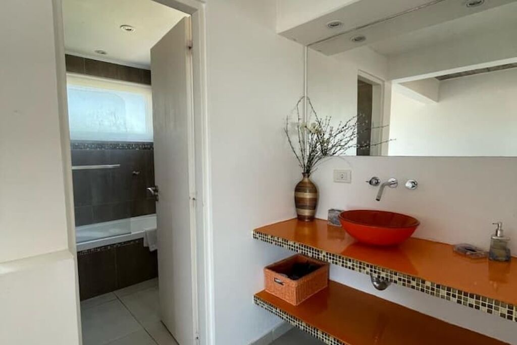 Photo of Bathroom in Miramar
